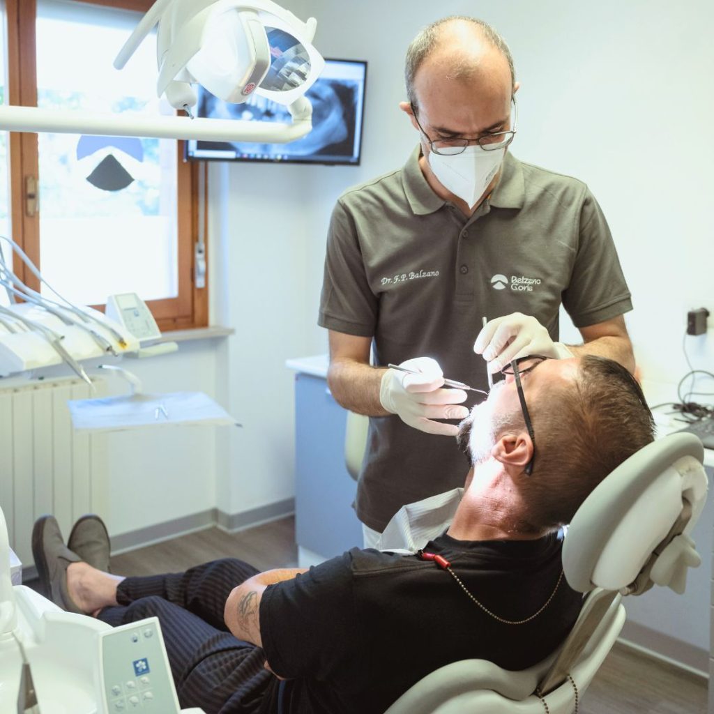 Implantologia 1 impianto dentale a San Mauro Torinese