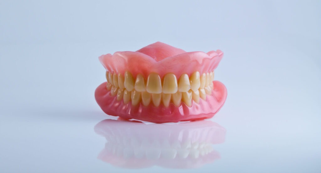 Laboratorio interno di protesi: precisione e personalizzazione per un sorriso naturale 1 laboratorio interno